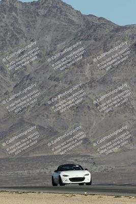 media/Oct-24-2025-Doghouse Garage (Fri) [[783d2ff07a]]/3-Intermediate/Session 2 (Turn 10)/